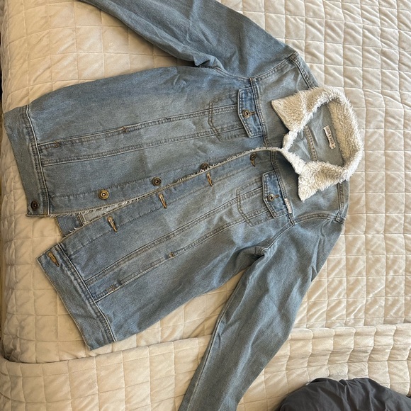 Denim jacket - Picture 1 of 3